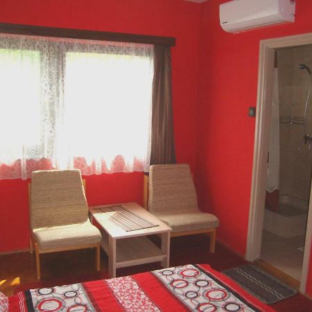 Appartement Gyöngyvirág Vendégház à Balatonboglár Extérieur photo
