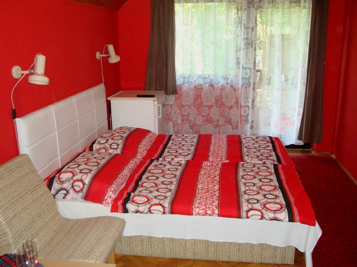 Appartement Gyöngyvirág Vendégház à Balatonboglár Extérieur photo