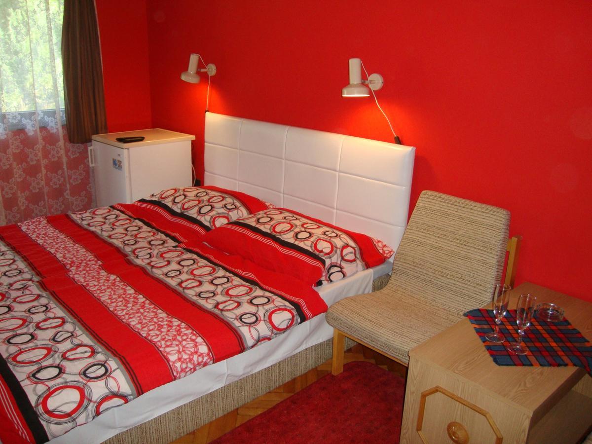 Appartement Gyöngyvirág Vendégház à Balatonboglár Extérieur photo