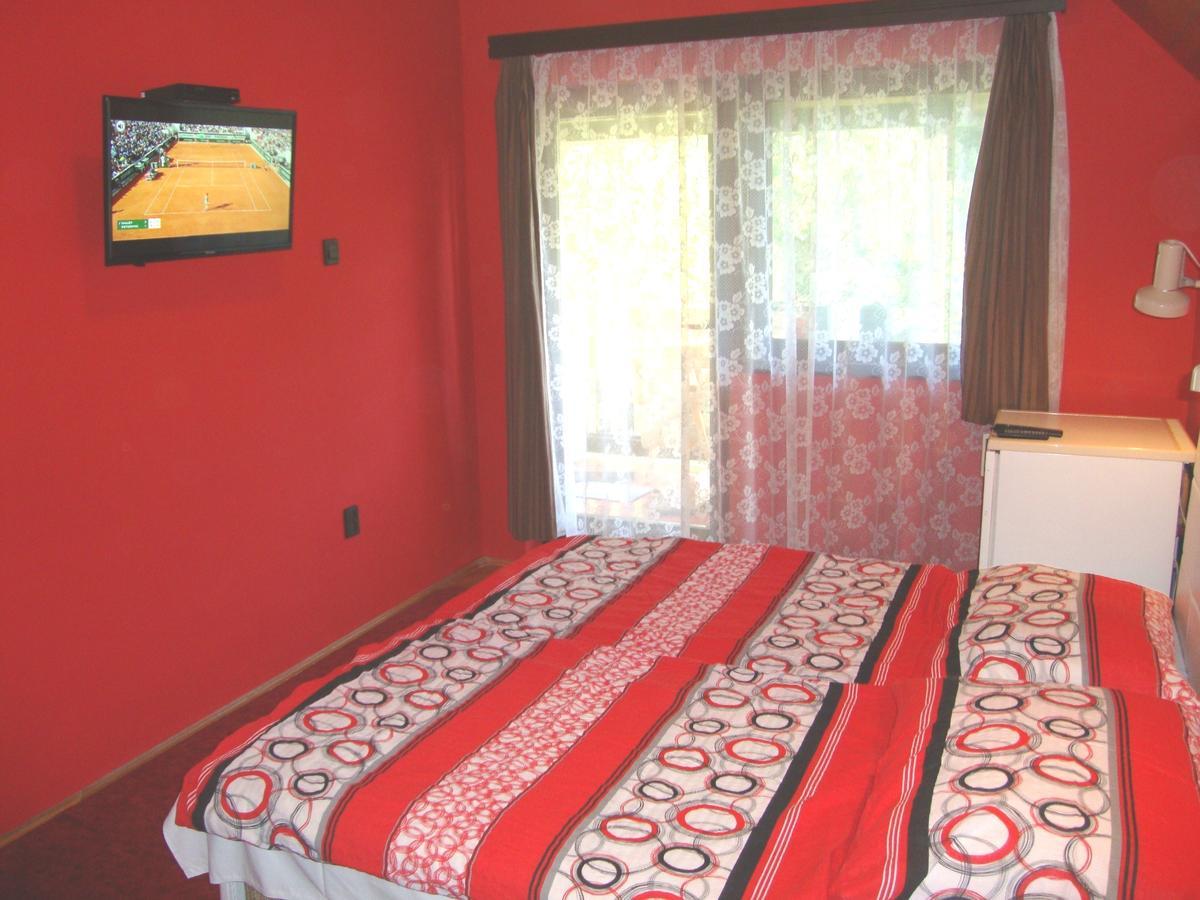 Appartement Gyöngyvirág Vendégház à Balatonboglár Extérieur photo