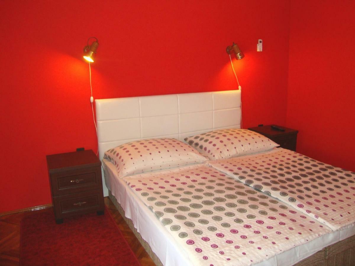 Appartement Gyöngyvirág Vendégház à Balatonboglár Extérieur photo