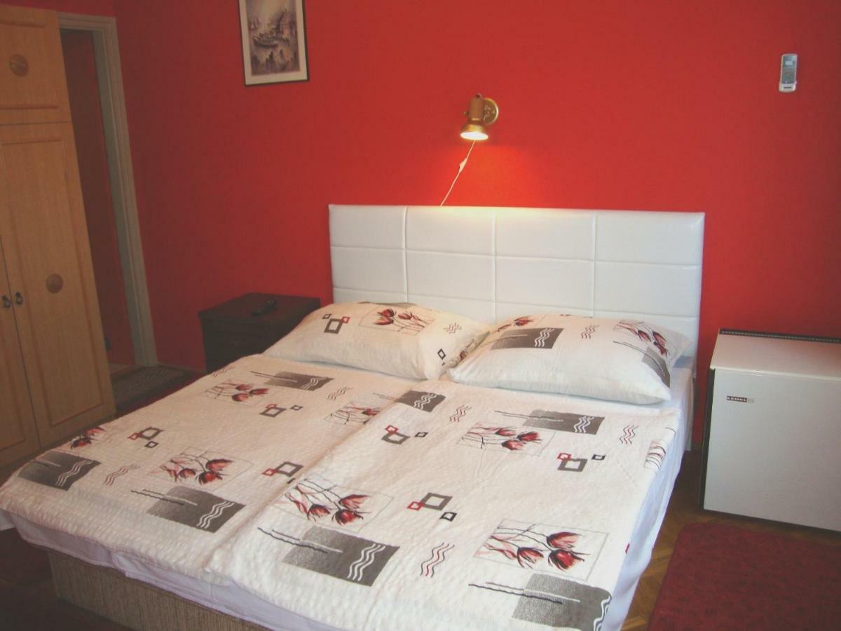 Appartement Gyöngyvirág Vendégház à Balatonboglár Extérieur photo