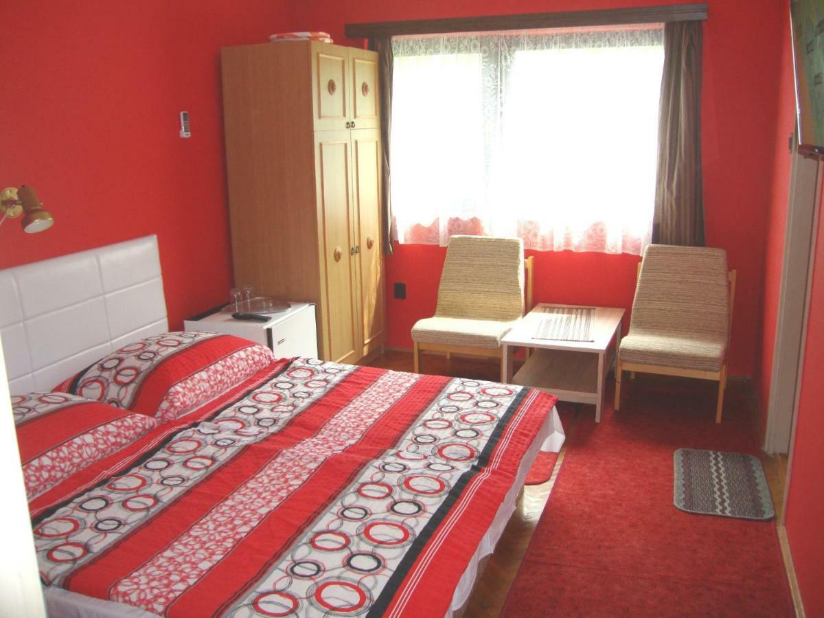 Appartement Gyöngyvirág Vendégház à Balatonboglár Extérieur photo
